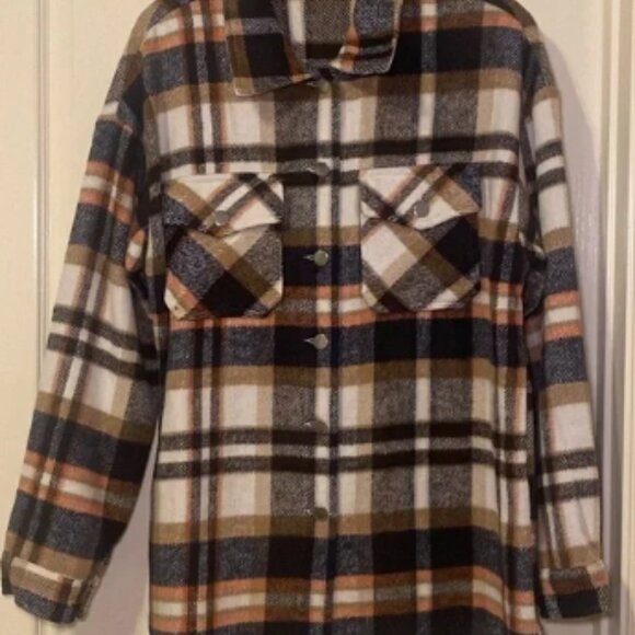 Women’s Multicolor Plaid Shacket Size Large NWOT - Picture 1 of 4